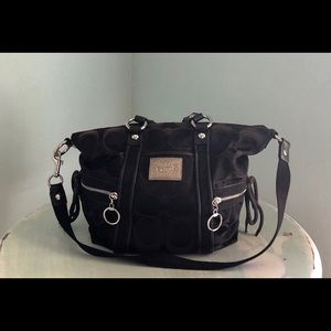 Coach Bag. Poppy signature black sateen